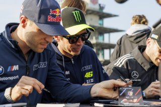 Autograph session at GT World Challenge America Powered by AWS, #46 BMW M4 GT3 EVO of Valentino Rossi / Kelvin Van Der Linde / Charles Weerts, Team WRT, Indy 8H, IGTC, Pro, SRO America, Indianapolis Motor Speedway, Indianapolis, IN, Oct 16&ndash;19, 2025
 | Fabian Lagunas | www.lagunasphotography.com | For SRO Motorsports Group 2025
